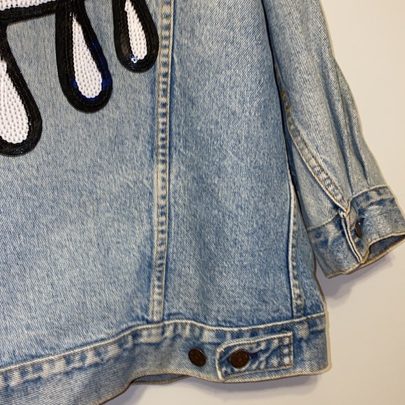 Authentic Vintage Levi’s Denim Jacket - Picture 5 of 16
